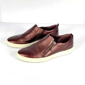Ecco Burgundy Slip-On Sneakers #756 Size 8